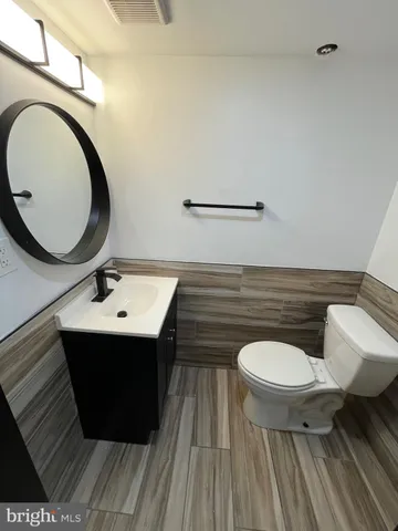 $1,950 | 5754 Larchwood Avenue, Philadelphia, PA 19143