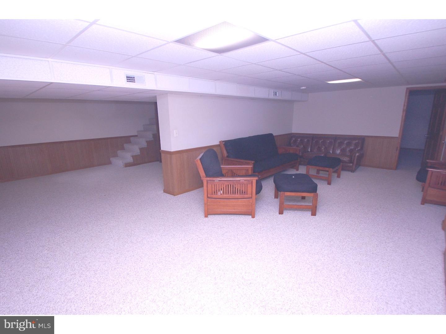 6463 West Denneys Road Dover, DE 19901 - Photo 20 of 23 Family Room