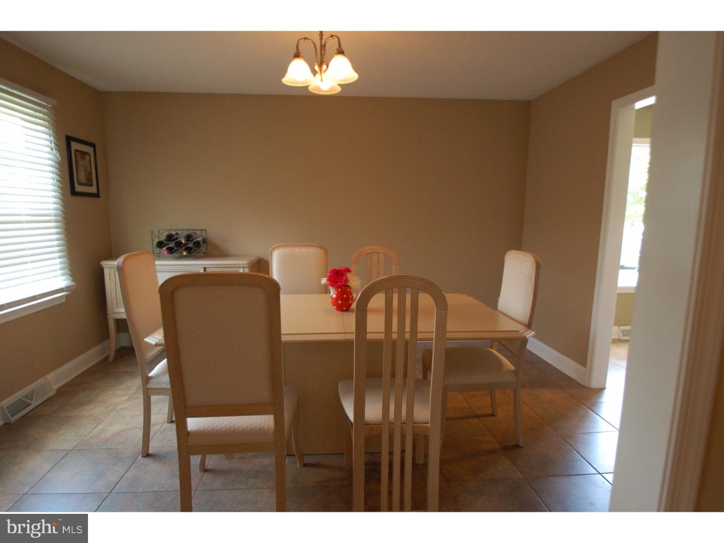6463 West Denneys Road Dover, DE 19901 - Photo 9 of 23 Dining Room