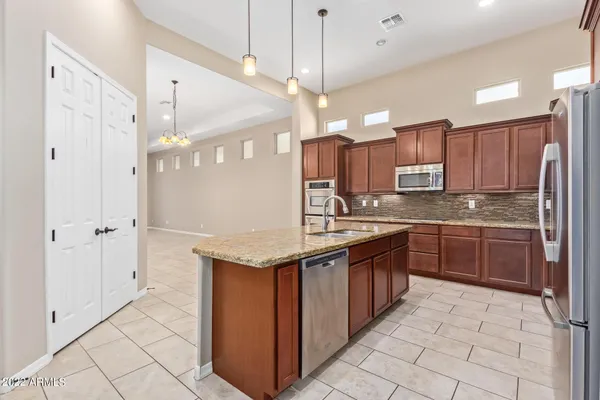 $1,995 | 14239 West Harvard Street, Goodyear, AZ 85395