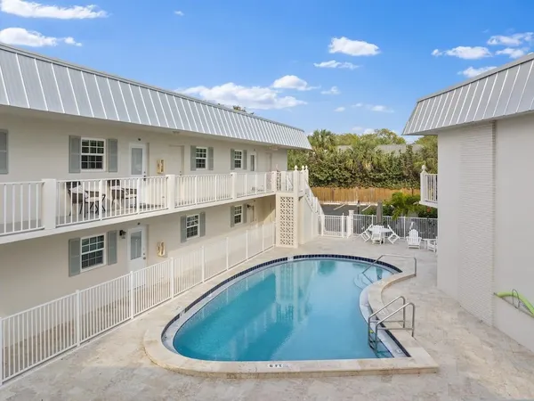 $2,750 | 900 Jasmine Lane, Unit 10A, Vero Beach, FL 32963