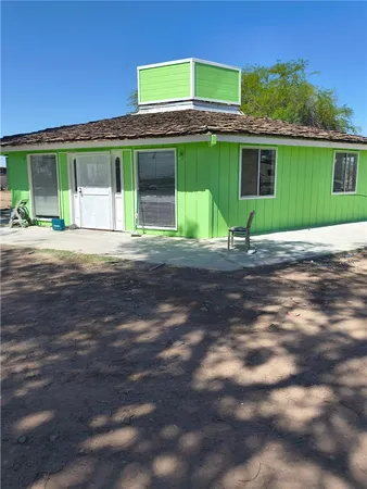 $179,000 | 10575 North Defrain Boulevard, Blythe, CA 92225