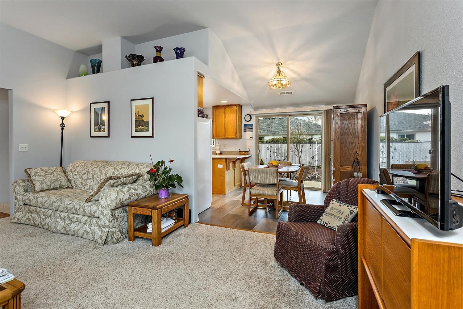 636 Karic Way Eagle Point, OR 97524 - Photo 10 of 26 Additional Photo