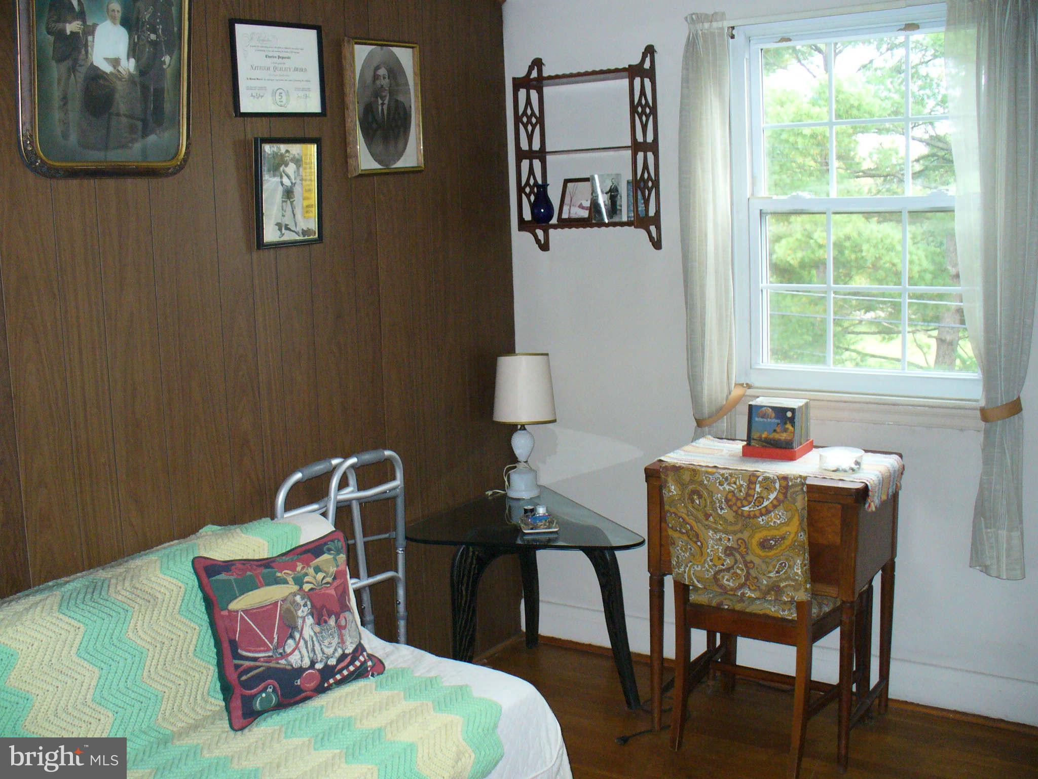 5731 Edgepark Road Baltimore, MD 21239 - Photo 8 of 12 Bedroom