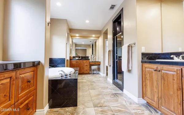 $2,200,000 | 3261 Indian Creek Place, Simi Valley, CA 93063