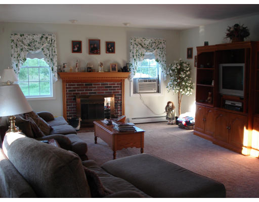 71 Crosby Road Ashburnham, MA 01430 - Photo 13 of 22
