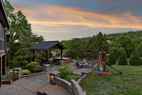 $1,249,000 | 8140 Cloverland Drive, Nashville, TN 37211
