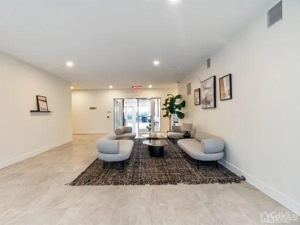 $2,500 | 1 Nolan Way, Unit STAND, East Brunswick, NJ 08816