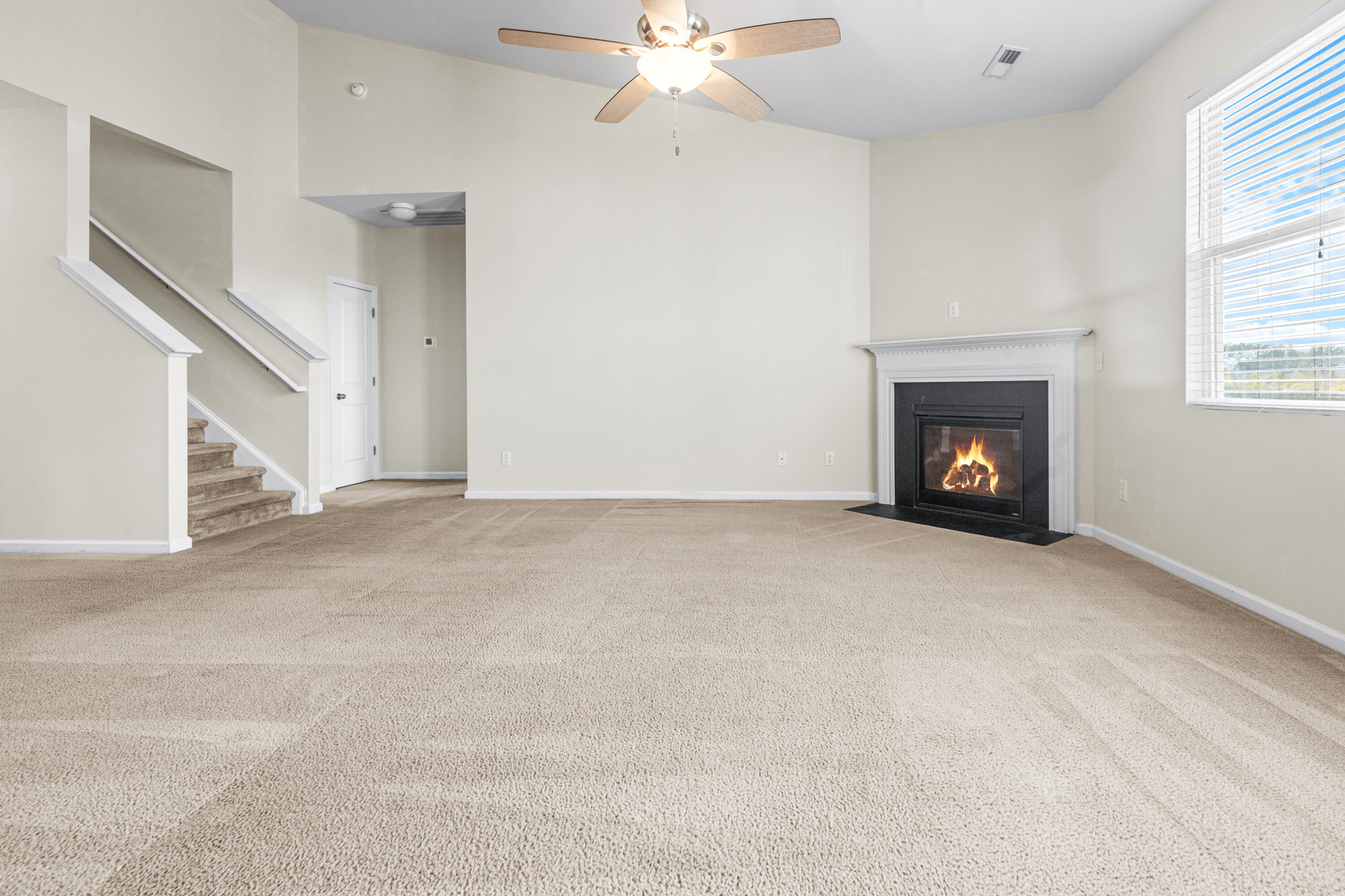 183 Decatur Drive Summerville, SC 29486 - Photo 16 of 64 Great Room