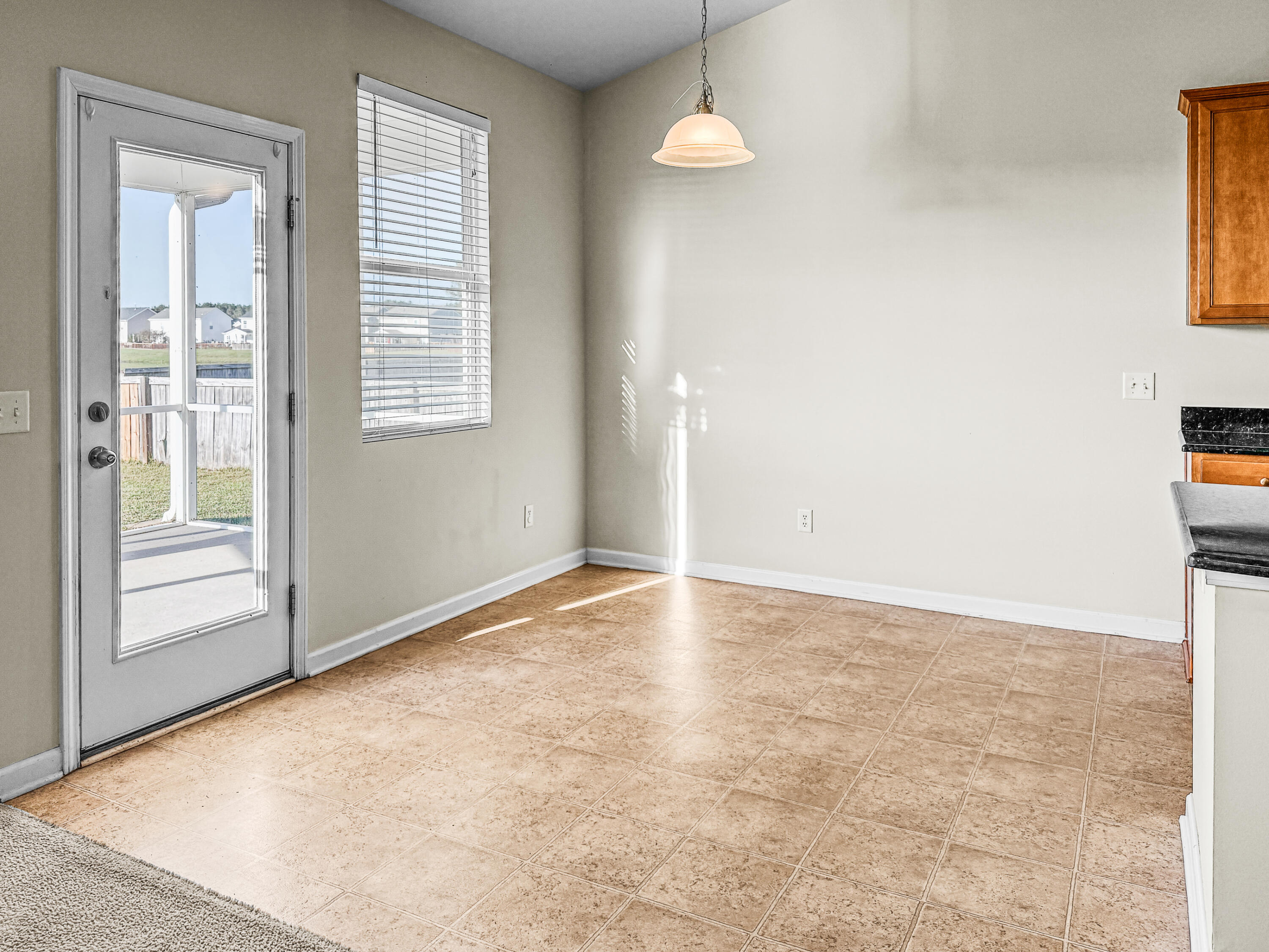 183 Decatur Drive Summerville, SC 29486 - Photo 23 of 64 Eat-In Kitchen