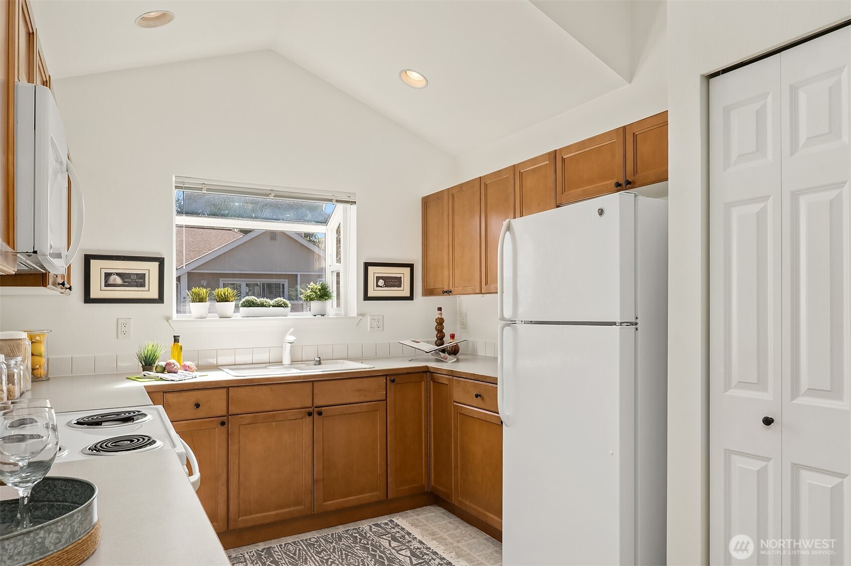 1522 196th Street Southeast, Unit A106 Bothell, WA 98012 - Photo 13 of 27