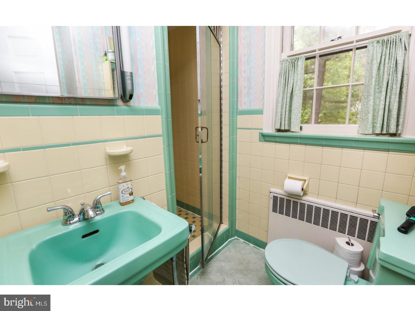 1700 Harris Road Glenside, PA 19038 - Photo 13 of 25 Bathroom