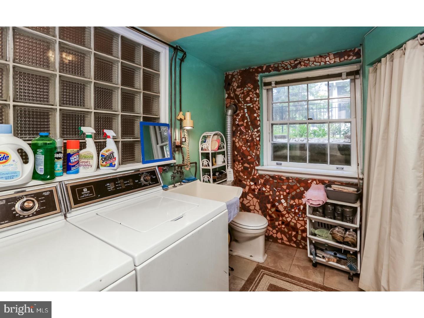 1700 Harris Road Glenside, PA 19038 - Photo 20 of 25 Laundry Room