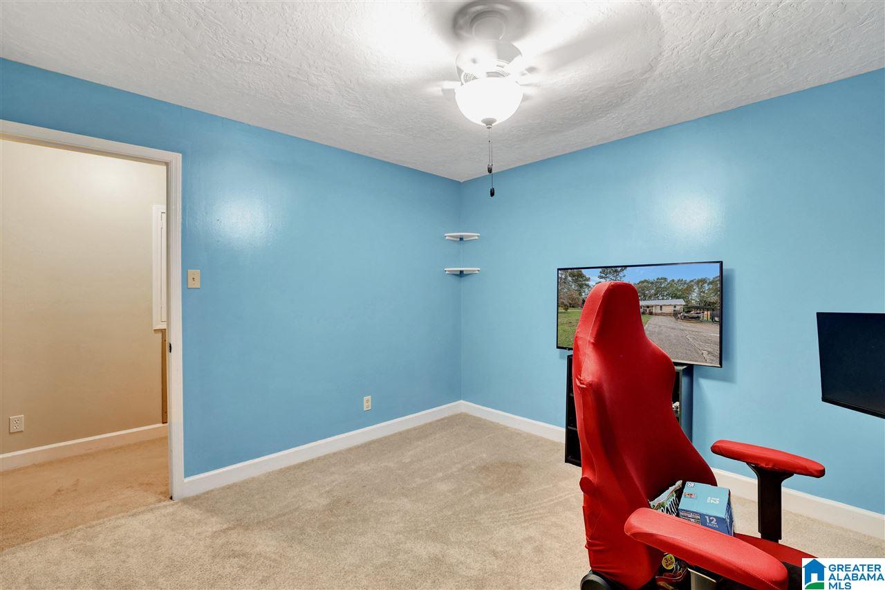 119 Windy Hill Road Rainbow City, AL 35906 - Photo 14 of 35