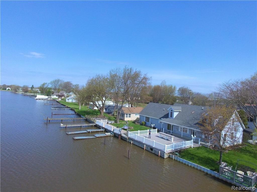 7050 Star Lane Road Newport, MI 48166 - Photo 11 of 43 Breeze_190506104218_010.JPG