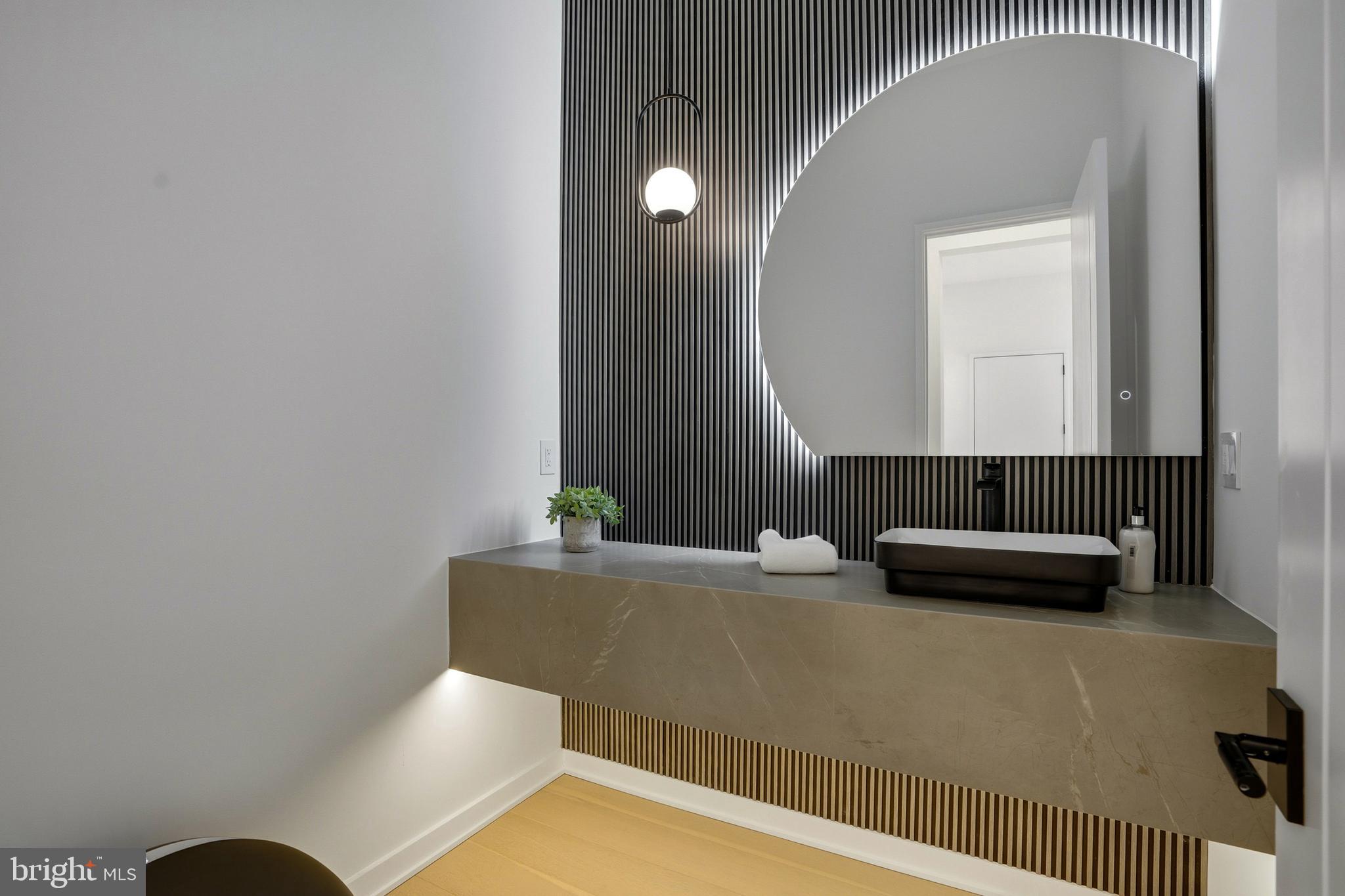 7103 Westbury Road McLean, VA 22101 - Photo 11 of 96