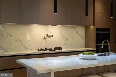 $3,595,888 | 7103 Westbury Road, McLean, VA 22101