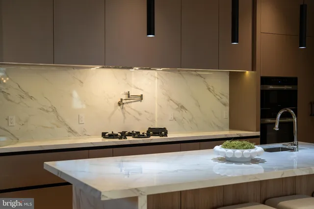 $3,595,888 | 7103 Westbury Road, McLean, VA 22101