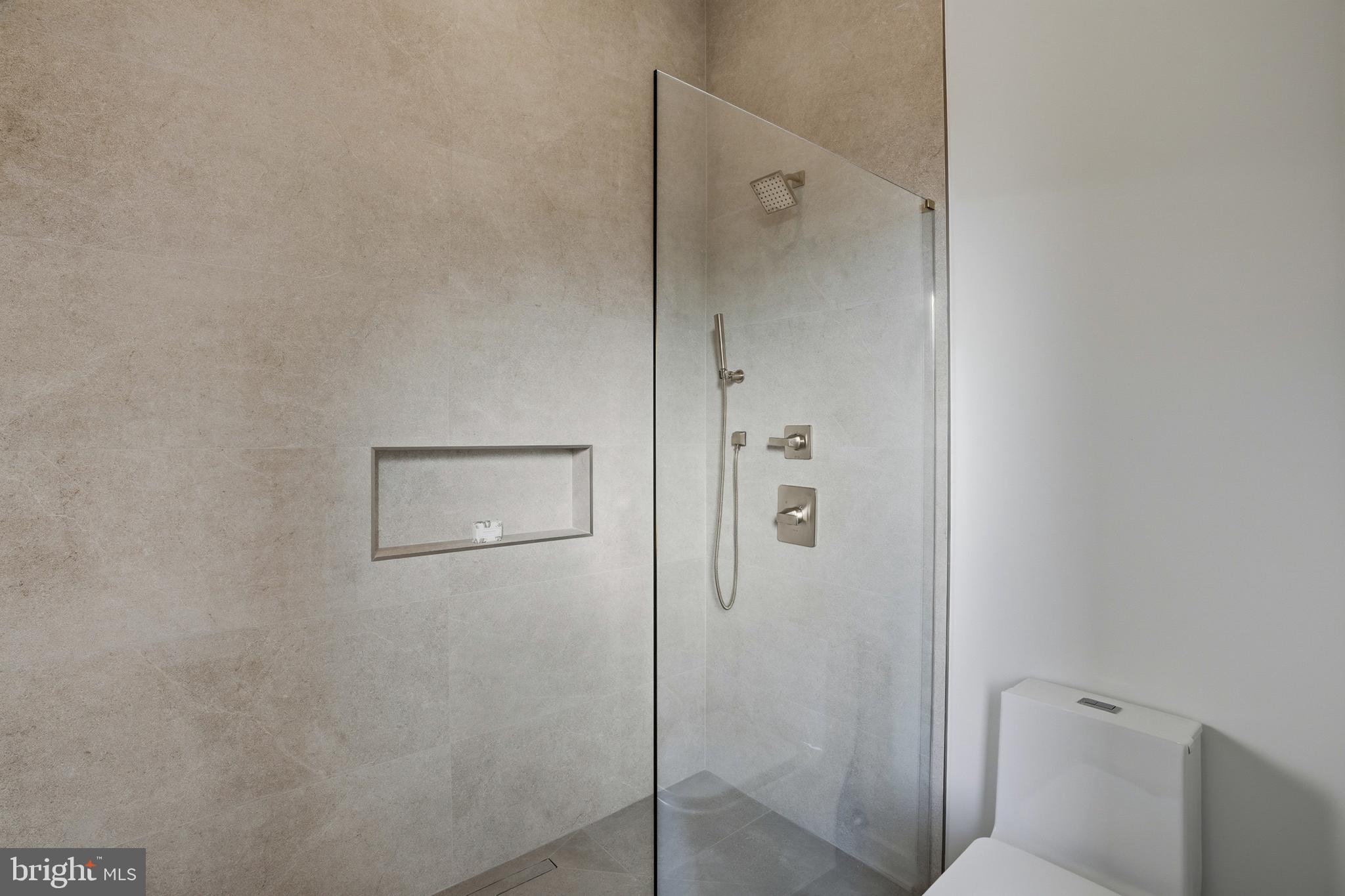 7103 Westbury Road McLean, VA 22101 - Photo 39 of 91