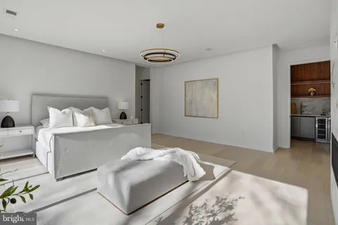 $3,595,888 | 7103 Westbury Road, McLean, VA 22101