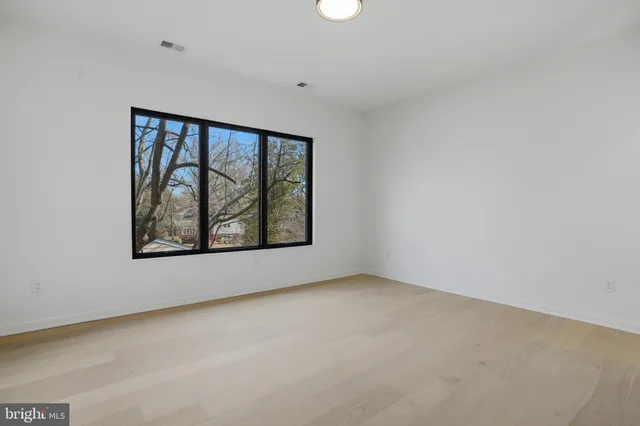 $3,595,888 | 7103 Westbury Road, McLean, VA 22101