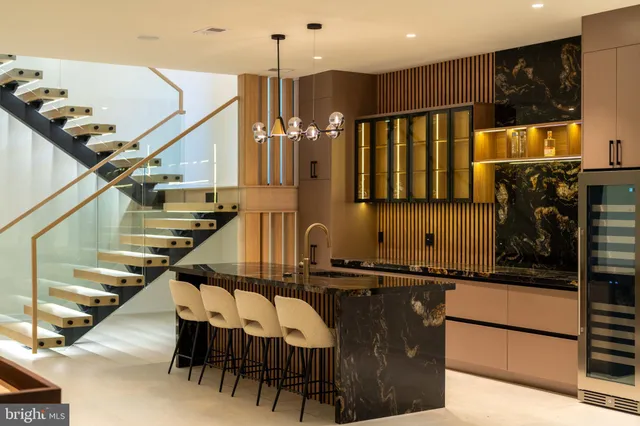 $3,595,888 | 7103 Westbury Road, McLean, VA 22101