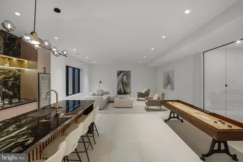 $3,595,888 | 7103 Westbury Road, McLean, VA 22101