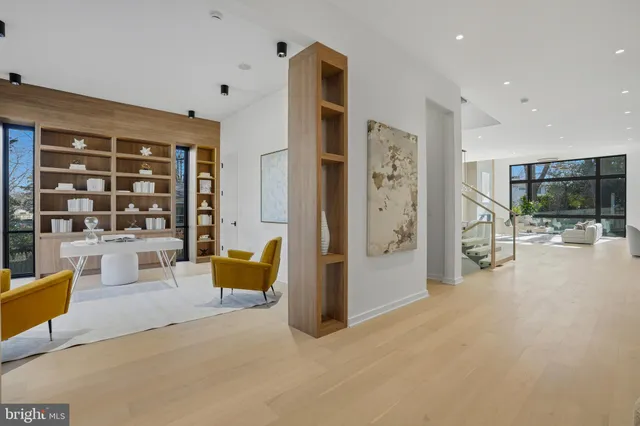 $3,595,888 | 7103 Westbury Road, McLean, VA 22101