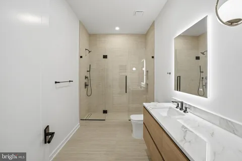 $3,595,888 | 7103 Westbury Road, McLean, VA 22101