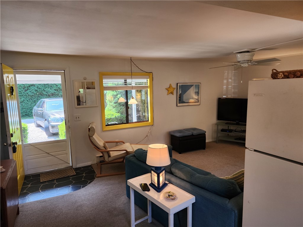 4239 Old Post Road, Unit 7 Charlestown, RI 02813 - Photo 4 of 18