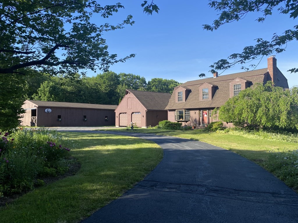 65 Harrington Road Westminster, MA 01473 - Photo 1 of 41