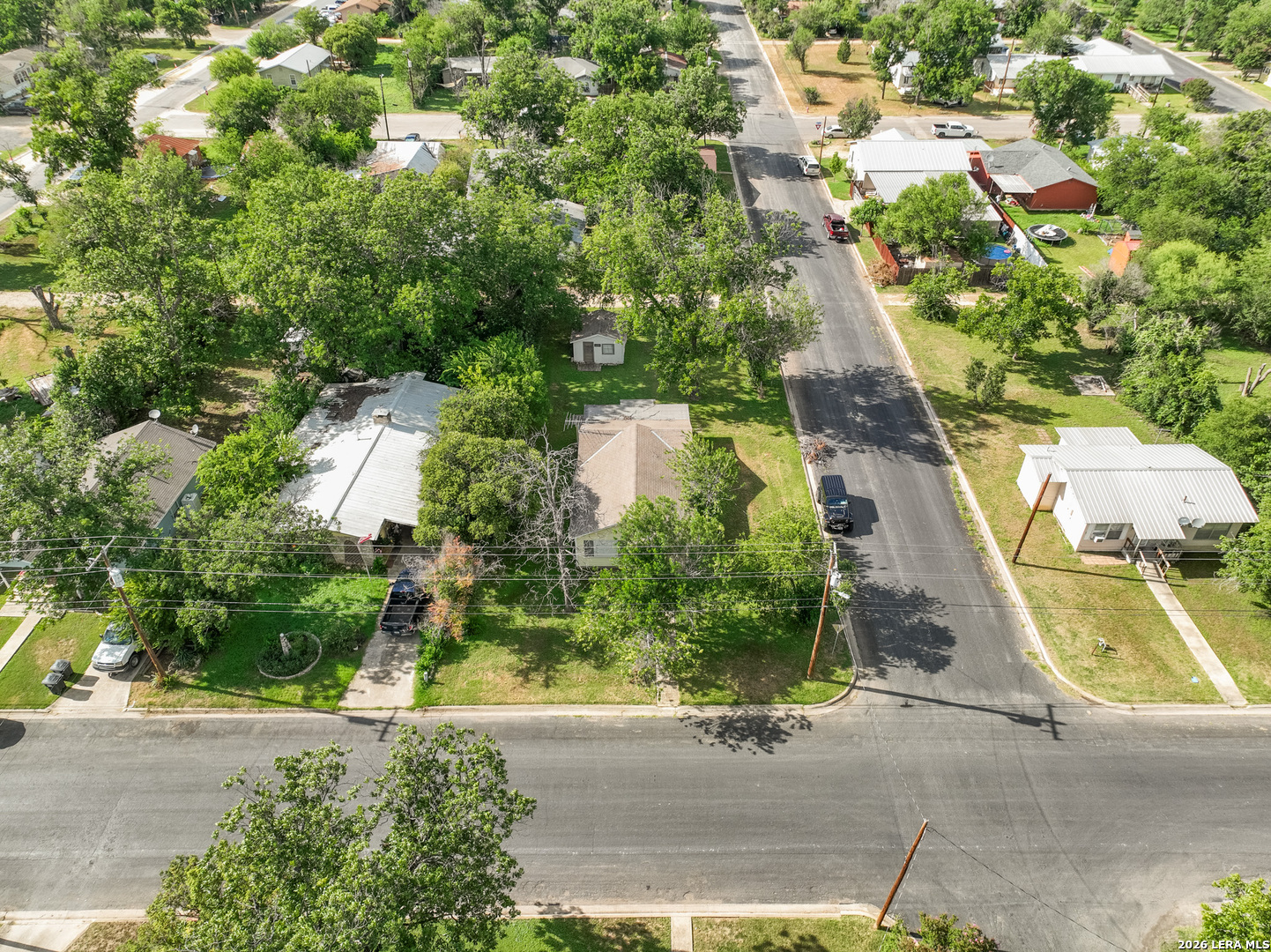 1902 17th Street Hondo, TX 78861 - Photo 18 of 21