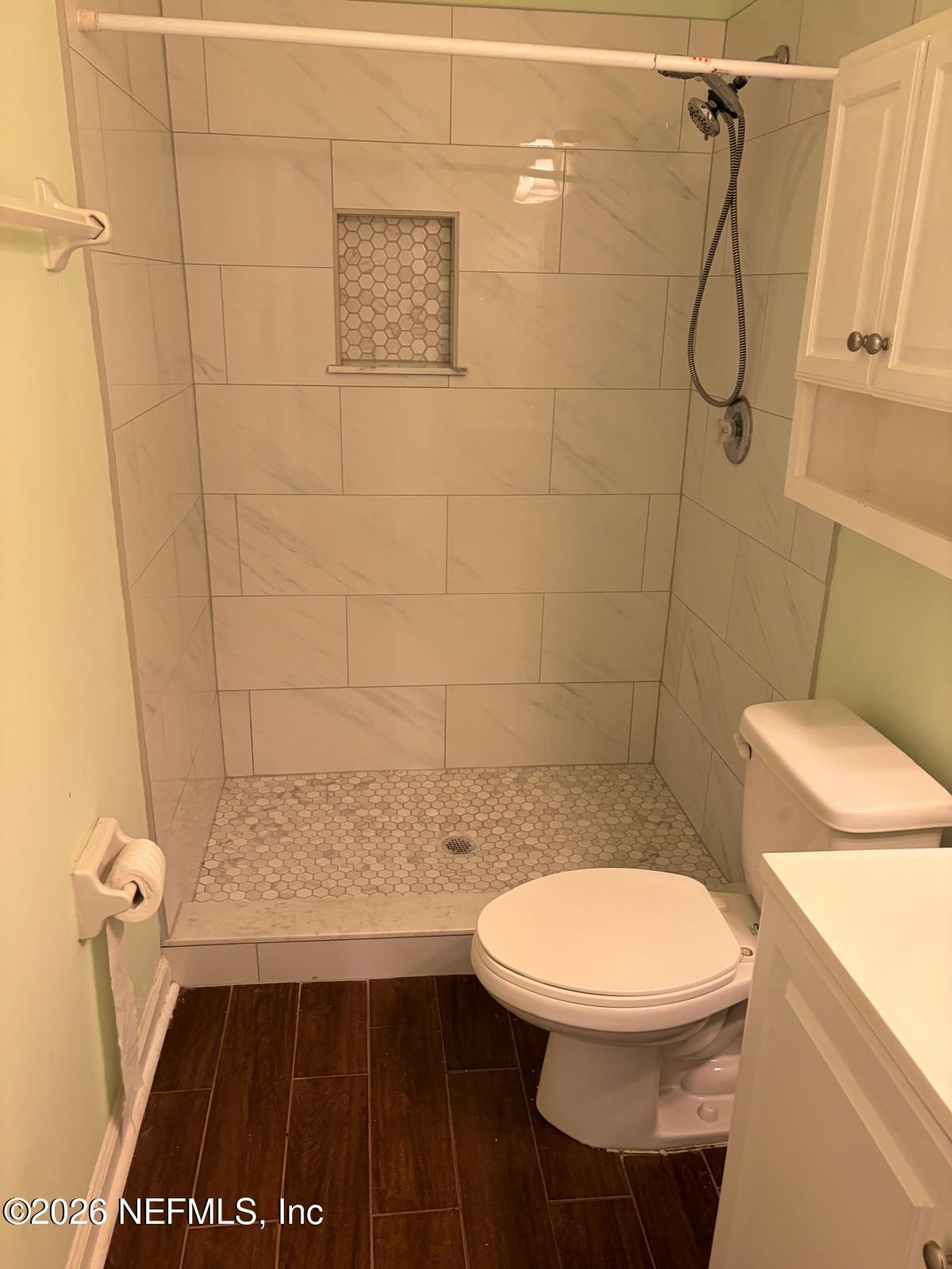 3270 Ricky Drive, Unit 303 Jacksonville, FL 32223 - Photo 10 of 21 WhatsApp Image 2026-03-28 at 5.11.28 PM