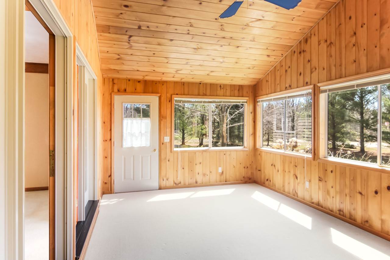 7100 South Dunns Farm Road Maple City, MI 49664 - Photo 21 of 51 1859985-20.JPG