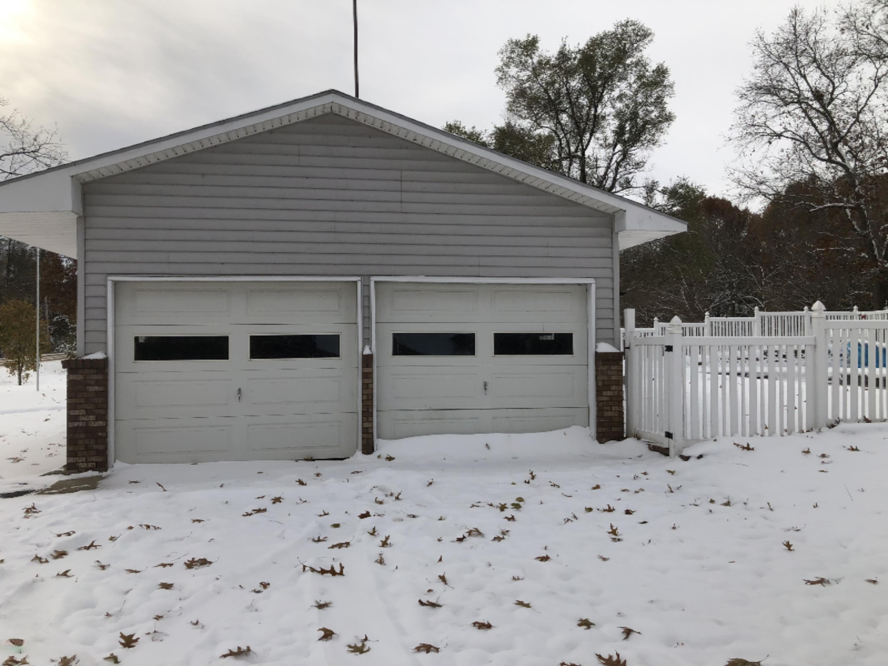 65770 North Centerville Road Sturgis, MI 49091 - Photo 3 of 28 IMG_6131