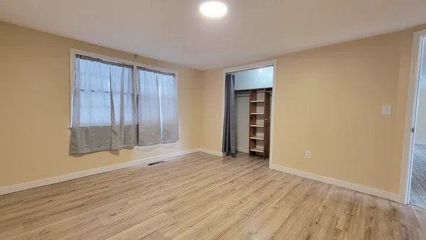 $1,900 | 2701 Wilshire Boulevard, Joliet, IL 60435