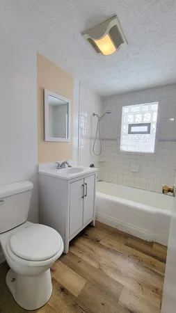 $1,900 | 2701 Wilshire Boulevard, Joliet, IL 60435