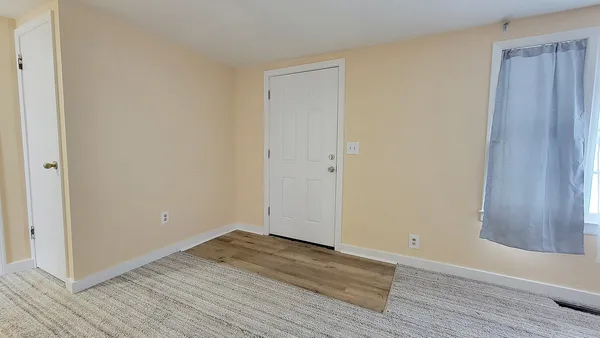 $1,900 | 2701 Wilshire Boulevard, Joliet, IL 60435