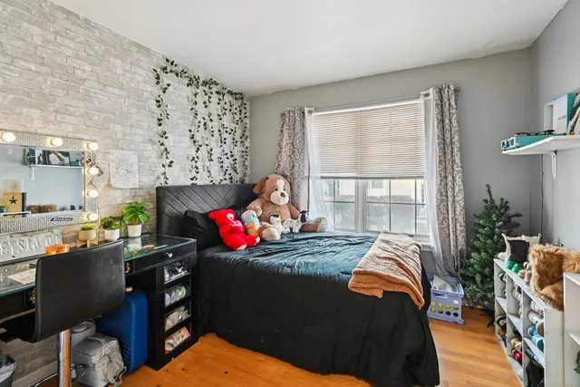 $320,000 | 2797 Shelly Lane, Aurora, IL 60504