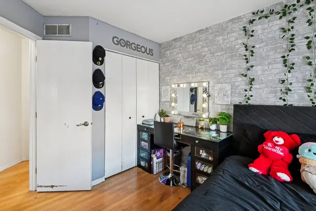 $320,000 | 2797 Shelly Lane, Aurora, IL 60504