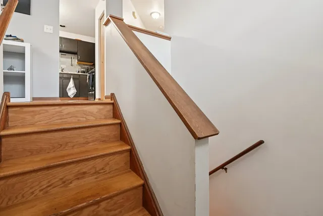 $320,000 | 2797 Shelly Lane, Aurora, IL 60504