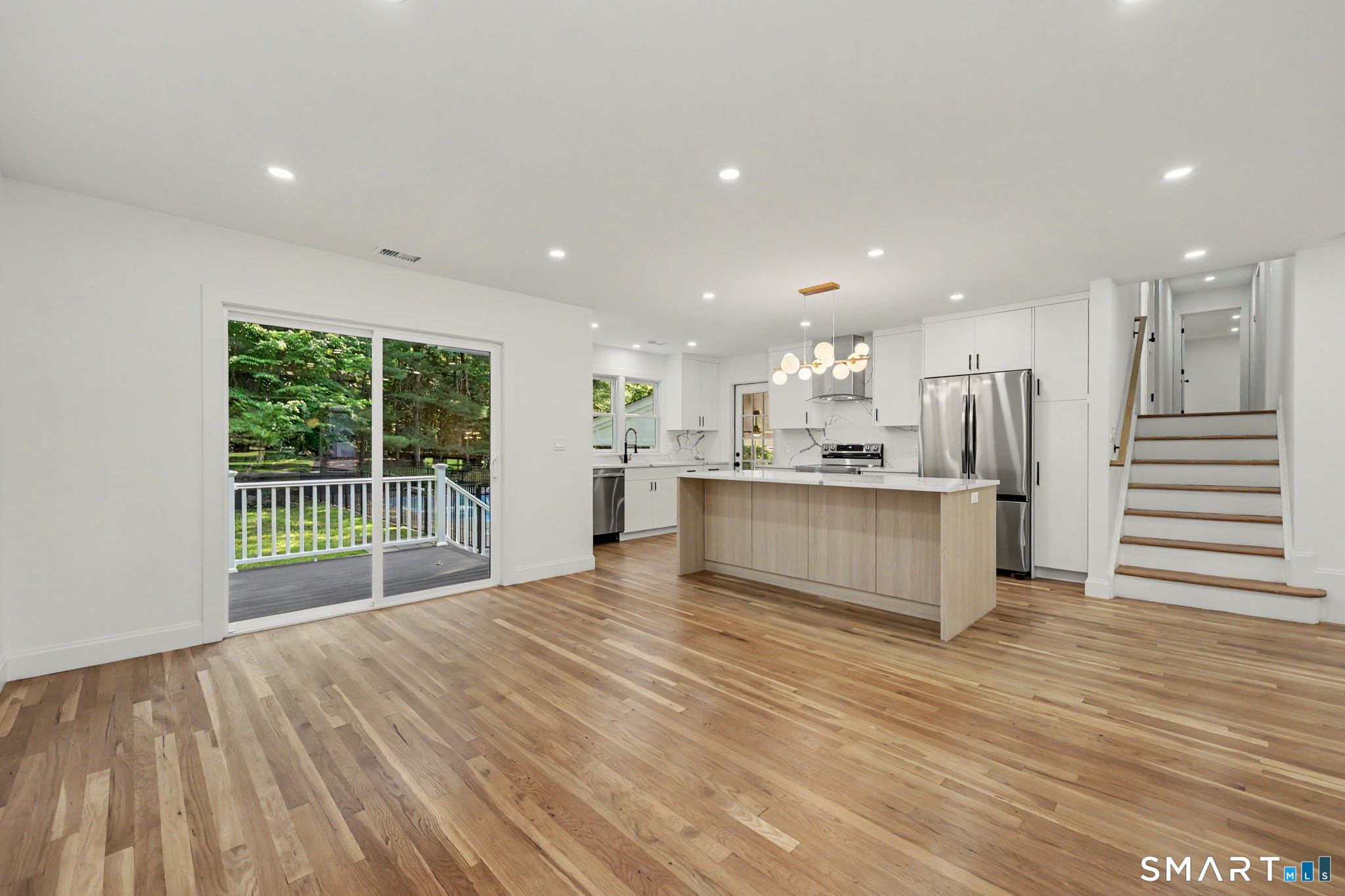 8 Live Oak Road Norwalk, CT 06851 - Photo 18 of 40