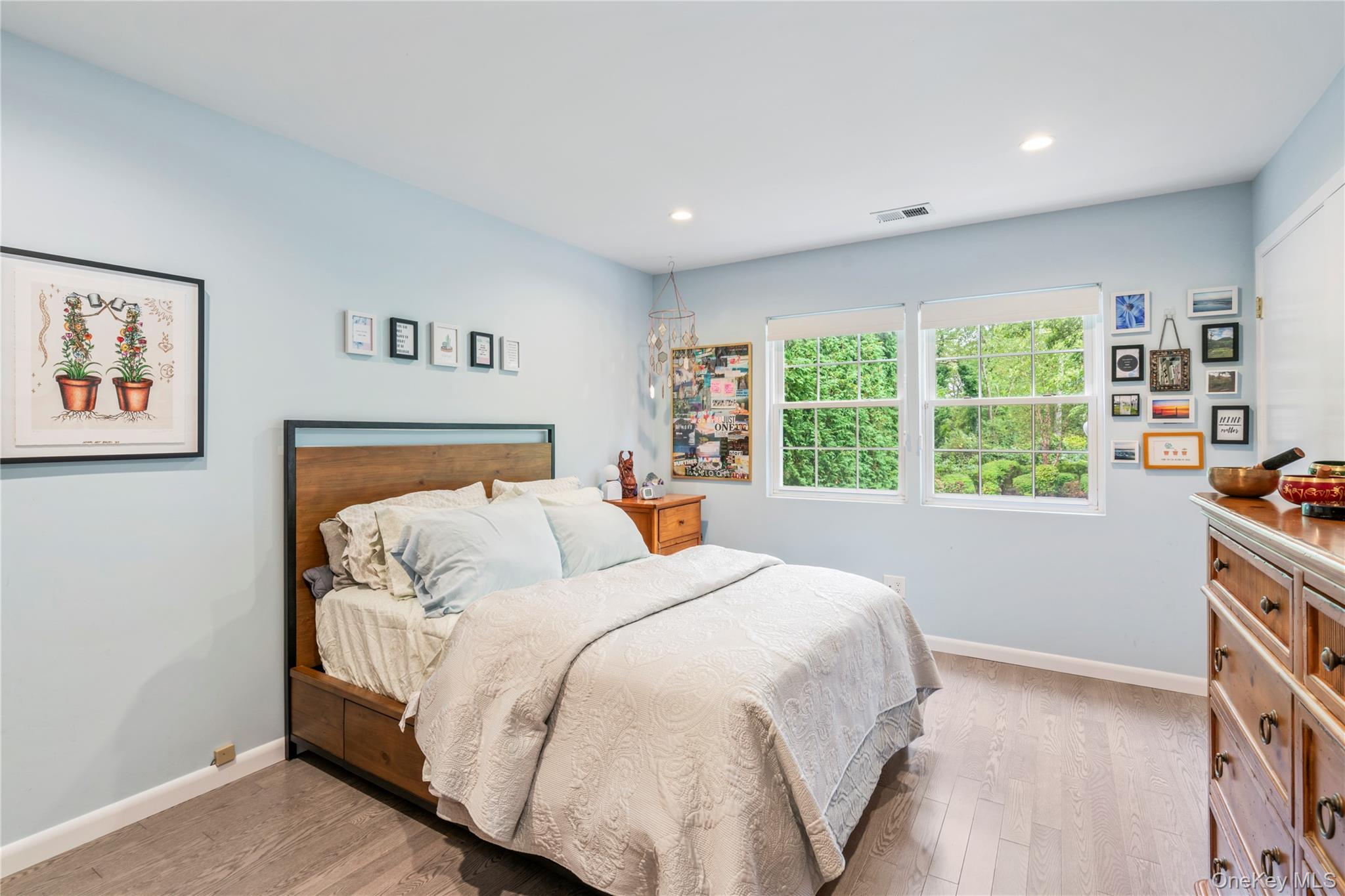 154 Hidden Ridge Drive Syosset, NY 11791 - Photo 20 of 34