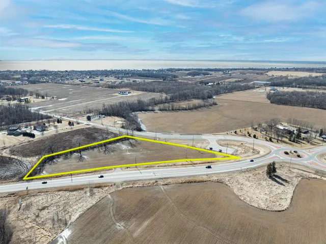 $179,900 | 10 & 114, Sherwood, WI 54169