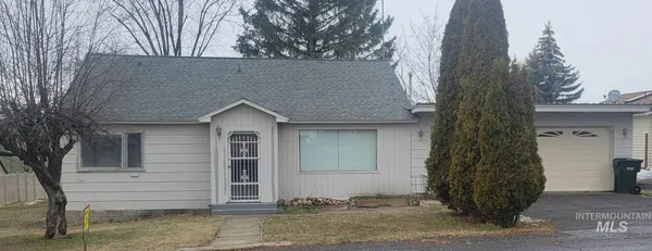 $255,000 | 212 North 4th, Craigmont, ID 83523