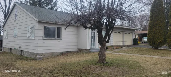 $255,000 | 212 North 4th, Craigmont, ID 83523