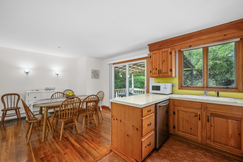 8 Hofe Road Orleans, MA 02653 - Photo 11 of 42 Gallery Image 11