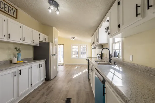 $240,000 | 400 Billy Goat Hill Road, Hopkinsville, KY 42240
