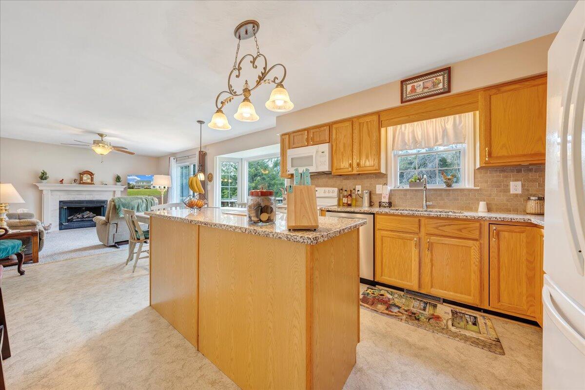 3394 Wheatland Road Fincastle, VA 24090 - Photo 13 of 77 11-MIB06516