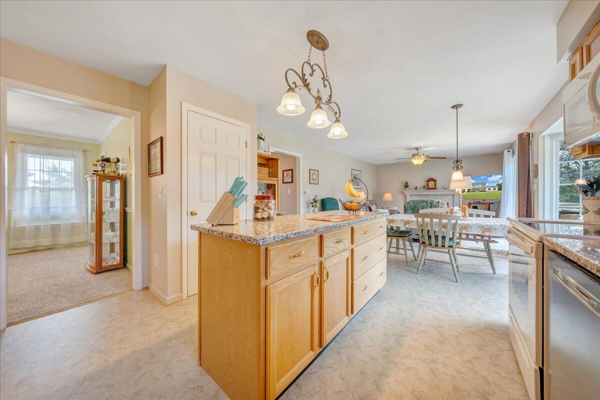 3394 Wheatland Road Fincastle, VA 24090 - Photo 14 of 77 12-MIB06519